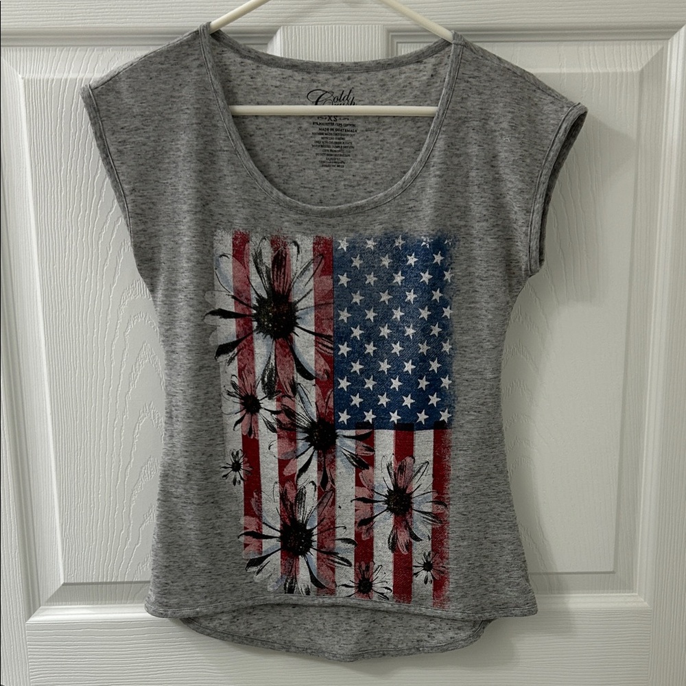 Gray Floral American Flag Tee
